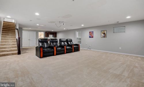 8810 Gunston St, Fulton MD  20759-2308 exterior