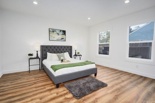 109 Wright St, Santa Ana CA 92701-4342 exterior