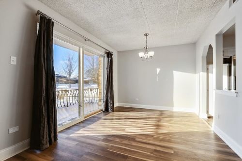 17007 Grissom Dr, Tinley Park, IL 60477-2396