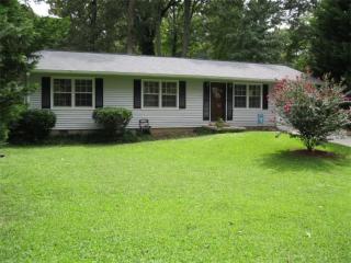 2433 Lakewood Dr, Kennesaw, GA 30152-3419