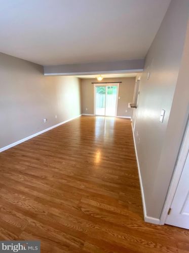12244 Allspice Ct, Woodbridge, VA 22192-1743