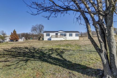 627 Coyote Trl, Rhome, TX 76078-2666