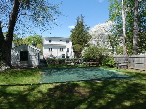 6 Nelson St, Providence, RI 02908-3403