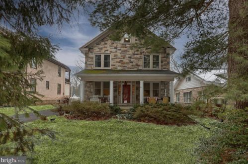 638 State St, Lancaster PA  17603-2641 exterior