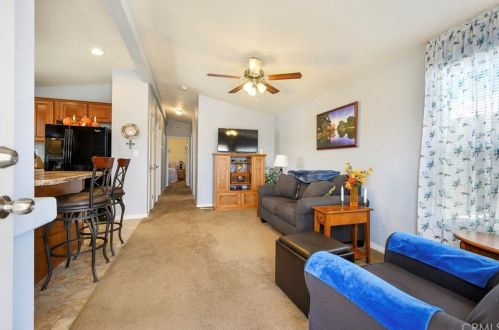 45 Maple Via, Anaheim CA  92801-1036 exterior