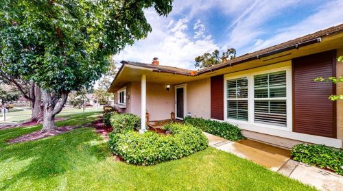 5255 Thorn Tree Ln, Irvine CA  92612-2346 exterior