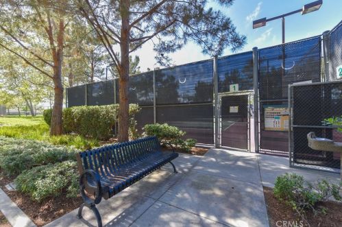 15 Tall Oak, Irvine CA  92603-4213 exterior