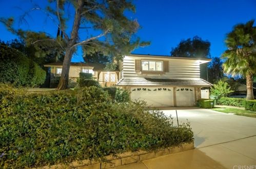 5350 Parkmor Rd, Calabasas, CA 91302-1027
