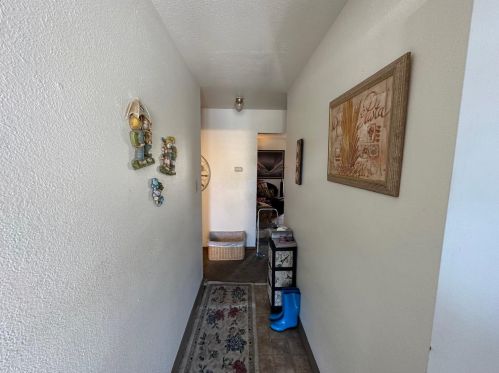 1317 Kingsbury Ave, Modesto, CA 95350-2880