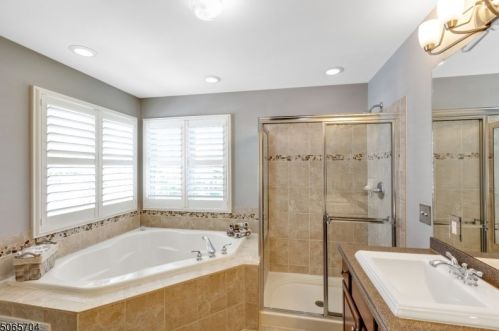 13 Dalton Rd, Hackettstown NJ  07840-4690 exterior