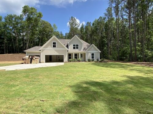 205 Stonegate Ct, Holly Springs, GA 30114-8445