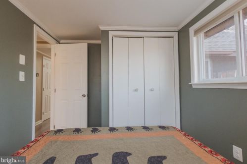 49 Pileated Woodpecker Ln, Hedgesville WV  25427-5384 exterior