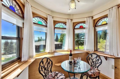 13308 Ski Slope Way, Truckee CA  96161-7005 exterior