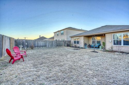 600 Hidden Dale Dr, Fort Worth TX  76140-7524 exterior