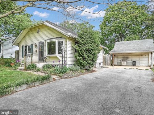 1837 Ursinus Ave, Lancaster, PA 17603-4470