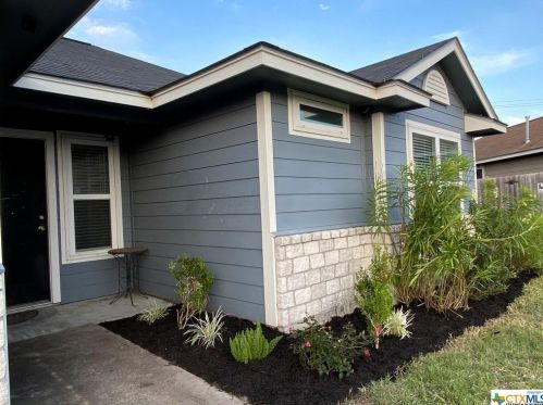 3612 Swan Dr, Victoria, TX 77901-7846