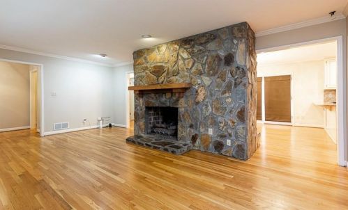 825 Moores Mill Rd, Atlanta GA  30327-1544 exterior