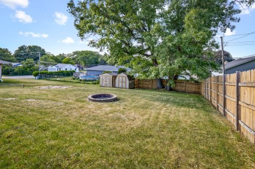214 Highland Ave, Pingree Grove IL  60140-9456 exterior