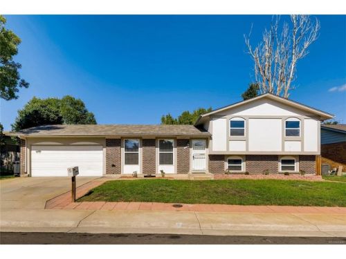 12995 Elk Pl, Denver, CO 80239-6118