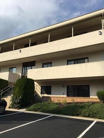 2242 Tilghman St, Allentown PA  18104-4394 exterior