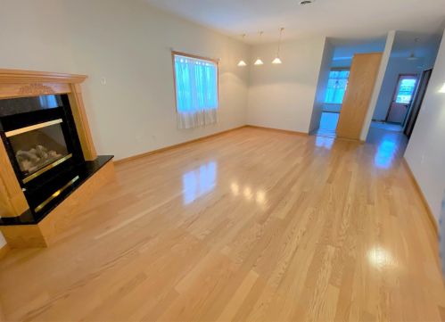 1113 Willow Pond Dr, Saint Cloud, MN 56387-2017
