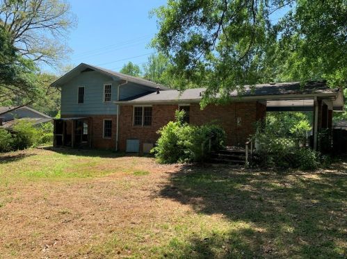 3216 Highway 20, Conyers GA  30013-2865 exterior