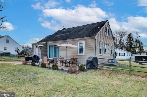 168 Hamilton Ave, Trenton NJ  08619-2427 exterior