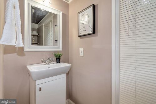 9320 Sudbury Rd, Silver Spring MD 20901-3505 exterior