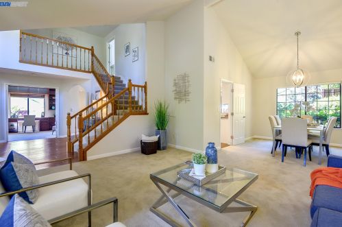 5900 Charter Oaks Dr, Hayward CA  94552-1678 exterior