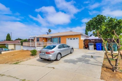 1126 Mary St, El Cajon, CA 92021-6353