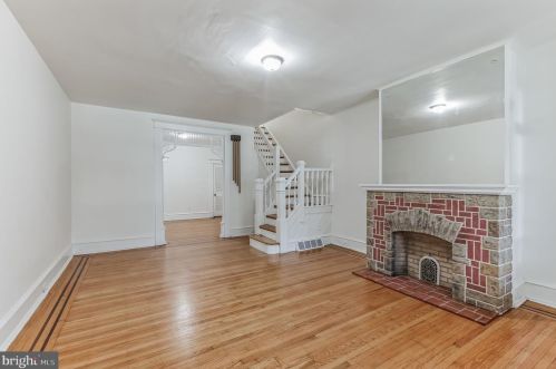 544 56th St, Philadelphia, PA 19143-1946