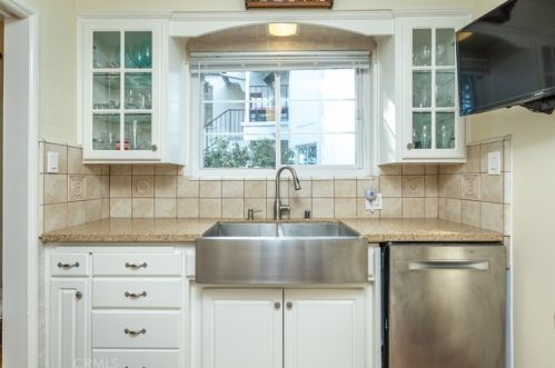 503 Geneva St, Glendale CA  91206-3308 exterior