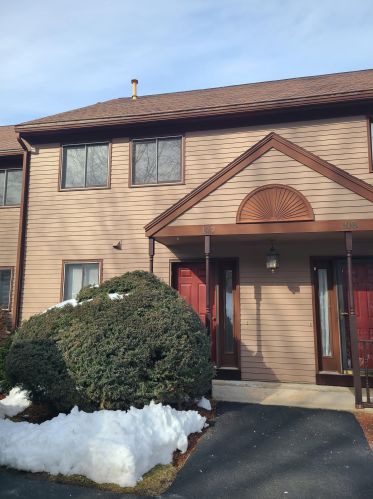 107 Eastview Dr, Wilton, NH 03086-5951