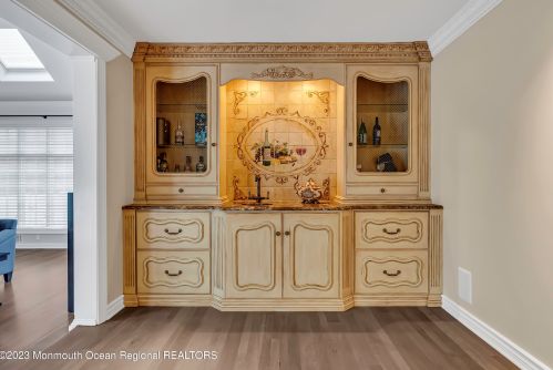 23 Oxford Dr, Tinton Falls NJ 07712-3265 exterior