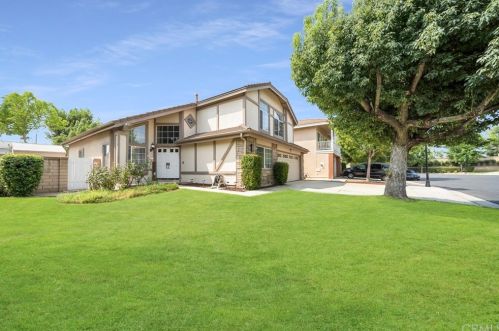 12932 Baltimore Ct, Chino, CA 91710-5937