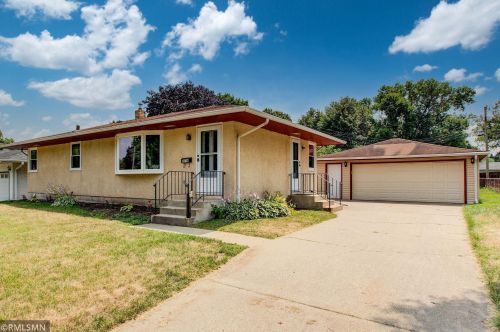 3196 71st St, South Saint Paul, MN 55076-2550