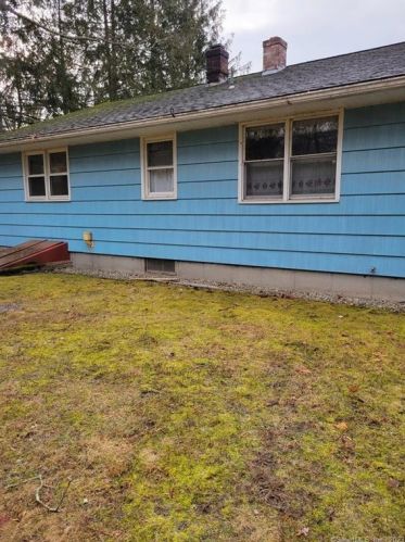 14 Robert Ave, Killingly, CT 06239-4128