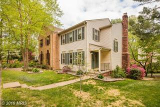 2187 Greenkeepers Ct, Herndon, VA 20191-3844