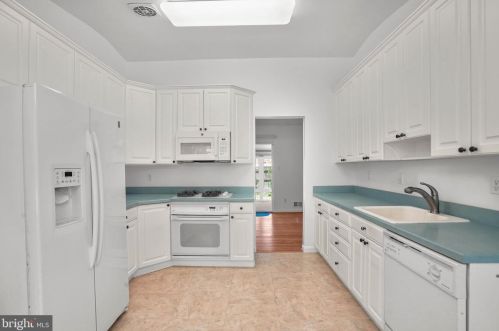 13110 Fernedge Rd, Silver Spring MD 20906-5302 exterior