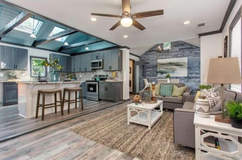 517 Hascall Rd, Atlanta GA  30309-2227 exterior