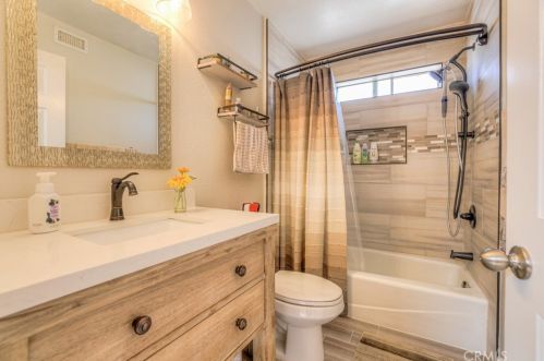 2128 Sunrise Cir, Upland CA 91784-7334 exterior