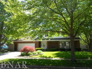 1110 Andover St, Bloomington, IL 61704-6269