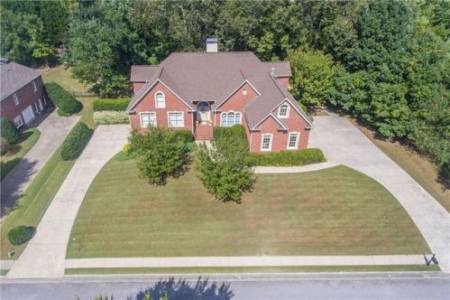 4061 Holcomb Creek Dr, Buford, GA 30519-8801