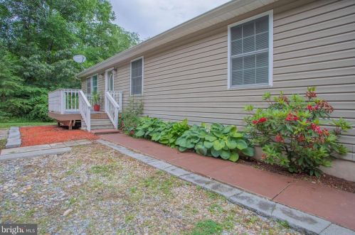 116 Solomons Ct, Hedgesville WV  25427-3723 exterior