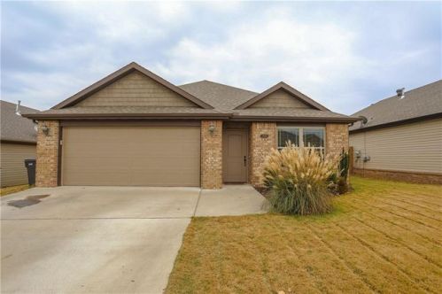 1709 K St, Rogers, AR 72756-0502