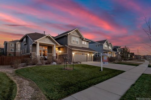 26508 Walker Dr, Aurora, CO 80016-6105