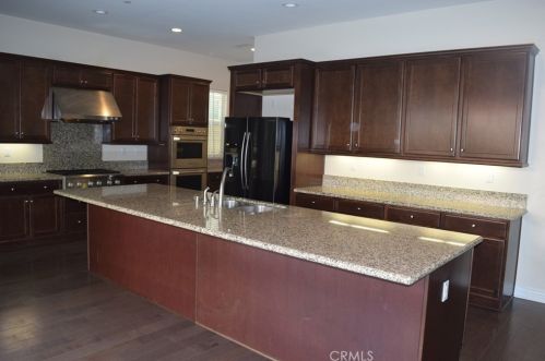 61 Fenway, Irvine, CA 92620-2186