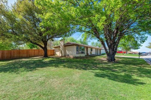 5009 Nevada Trl, Fort Worth, TX 76180-7221