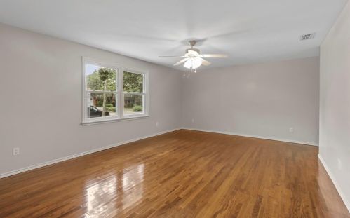 4859 Eastline Dr, Fort Worth TX  76119-4619 exterior