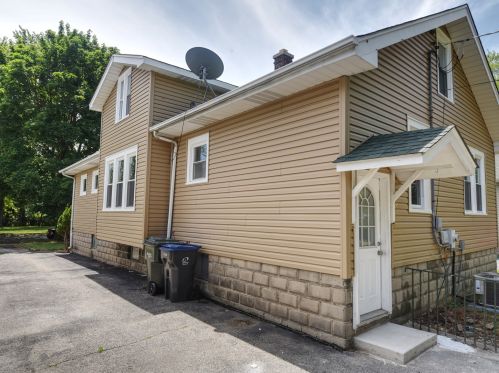 1726 Jenkinson Ct, Waukegan IL  60085-4670 exterior